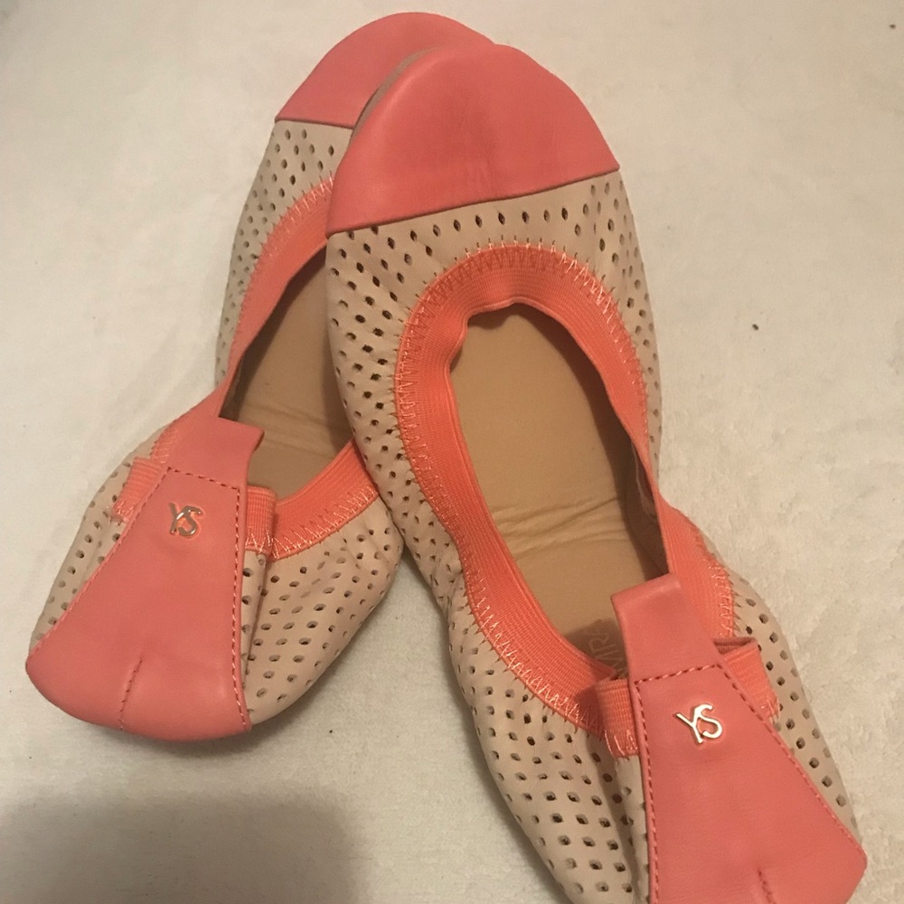 YS Yosi Samra flats.